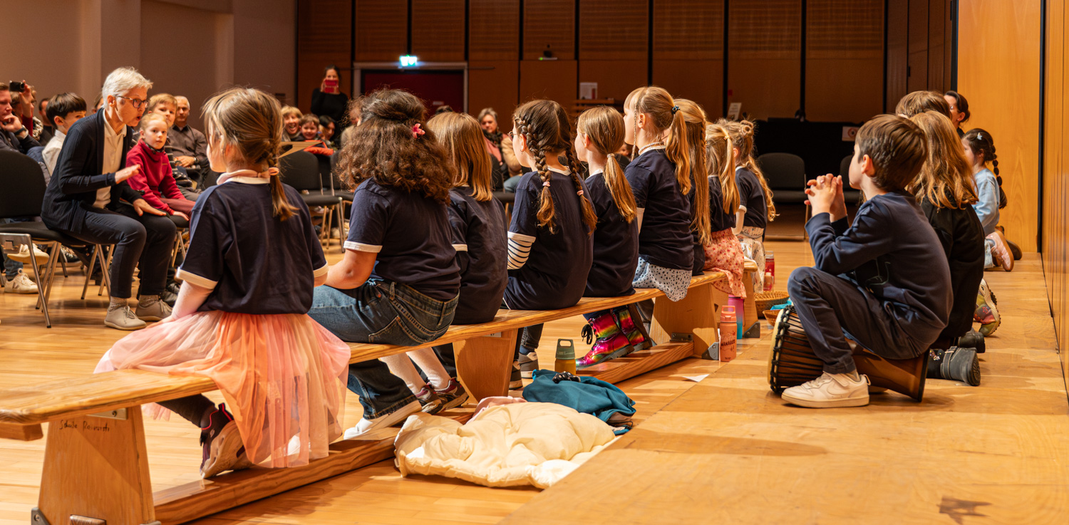 Kinderchor im Mareissaal Kolbermoor Kinderchor im Mareissaal Kolbermoor