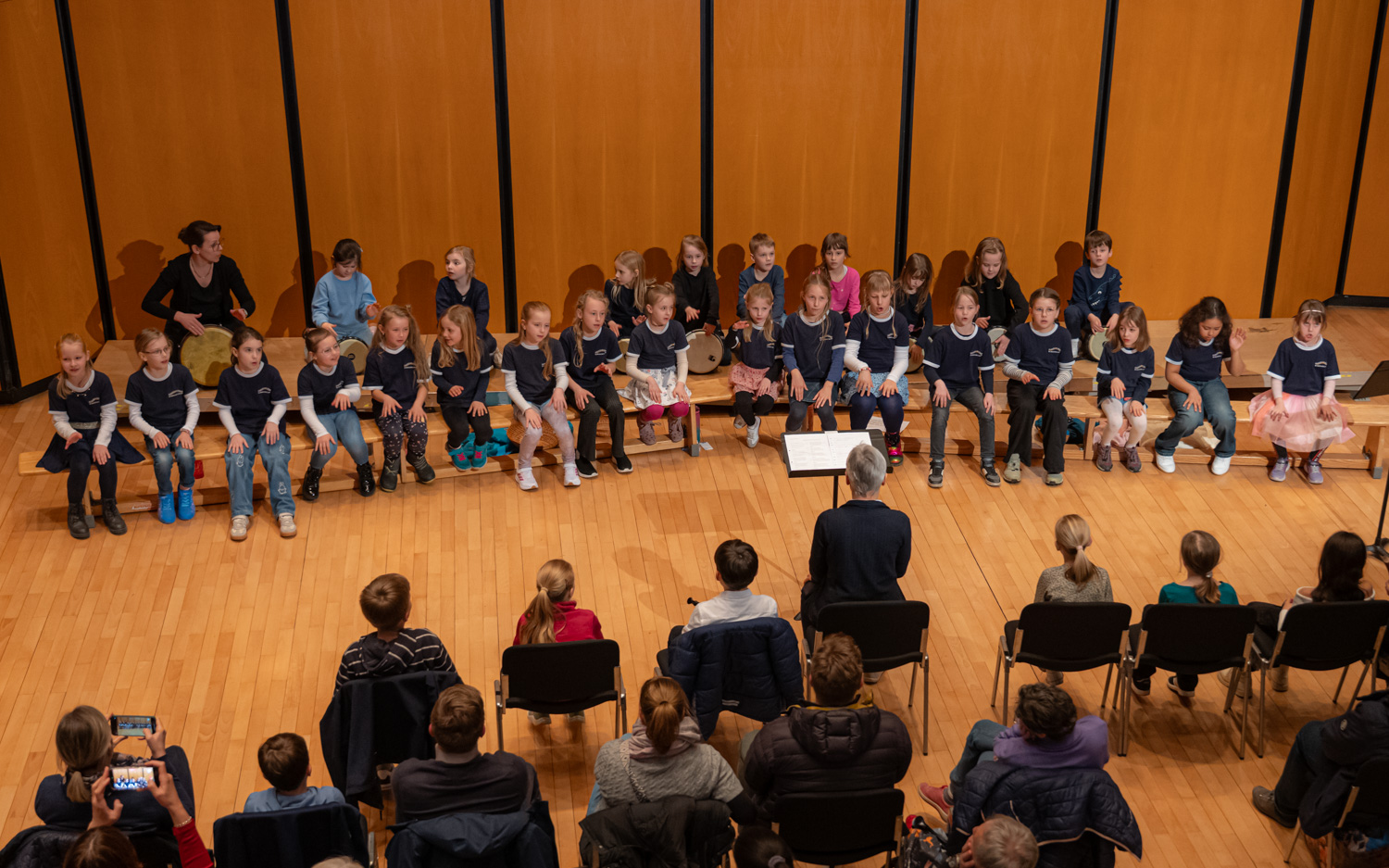 Kinderchor, Grundkurs im Mareissaal Kolbermoor Kinderchor, Grundkurs im Mareissaal Kolbermoor